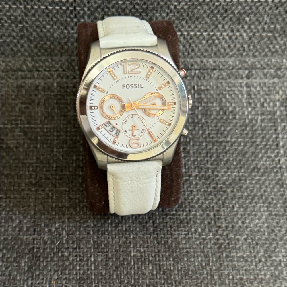 Women’s Fossil Watch ES4250